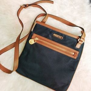Michael Kors LG Crossbody bag